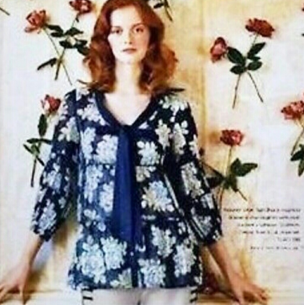 Anthropologie Odille Blue and White Floral Cotton Boho Top Size 0
